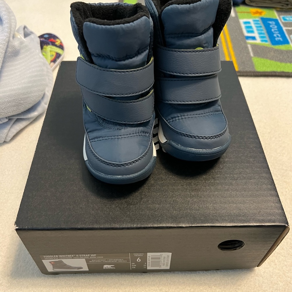 Sorel toddler Whitney II strap WP size 6